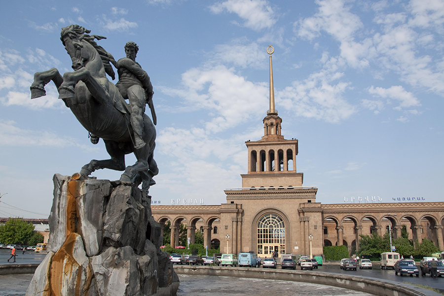 Гид по Еревану1