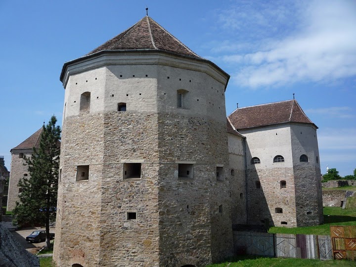 Замок Фэгэраш