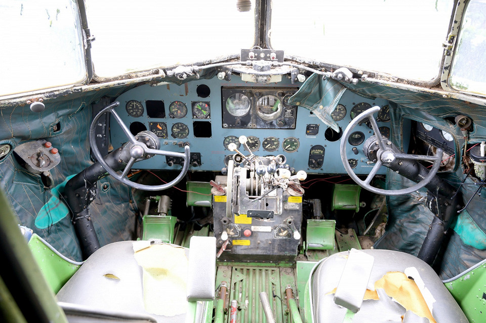 Самолет экспонат DC-3 в ЮАР