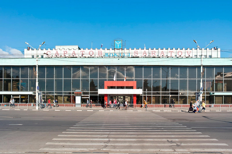 Железнодорожный вокзал в Саратове