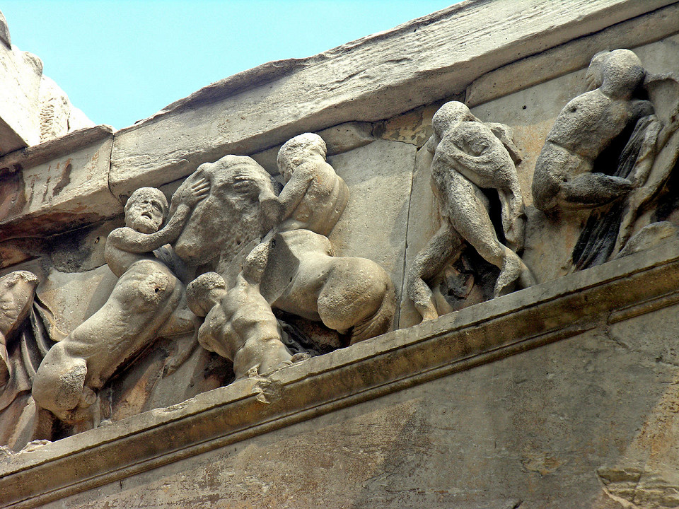 Храм Гефеста, барельеф