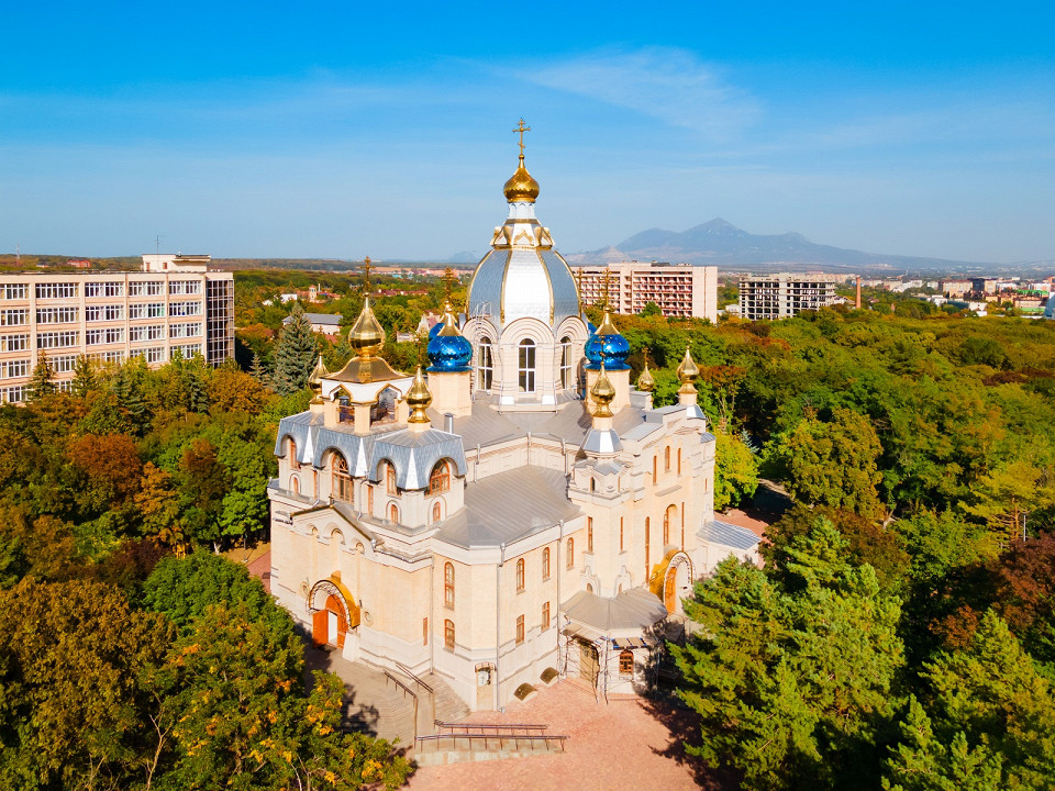 Храм святого великомученика и целителя Пантелеймона