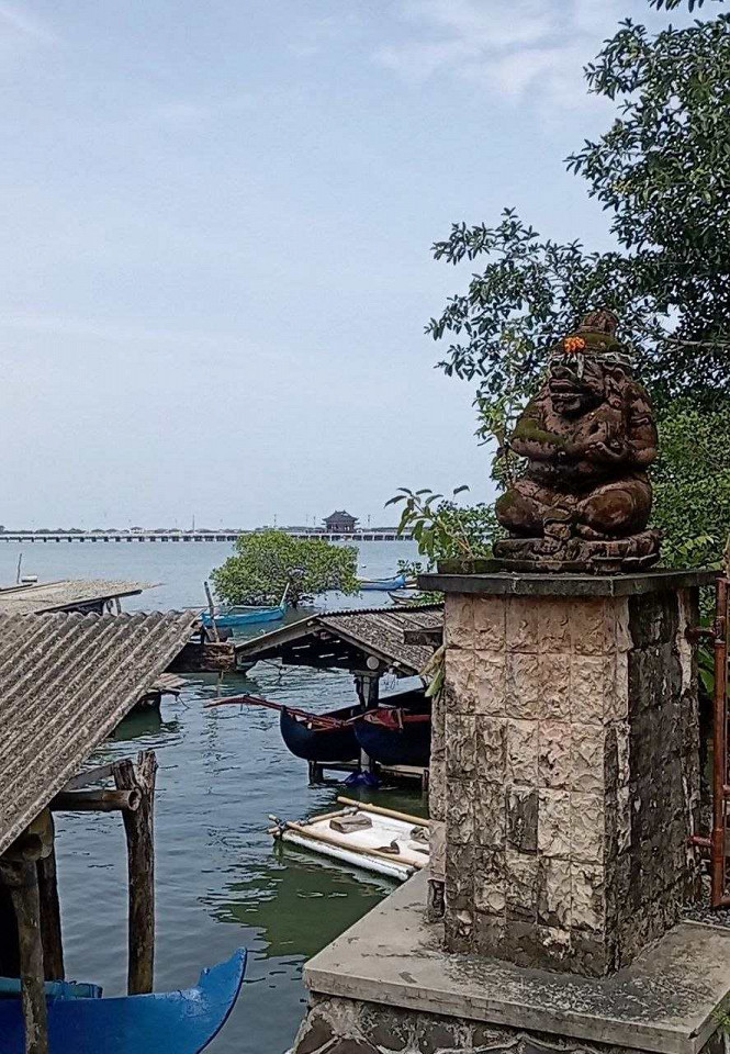 У нас в Тольятти такое блюдо стоит 400 рублей, а не 15005