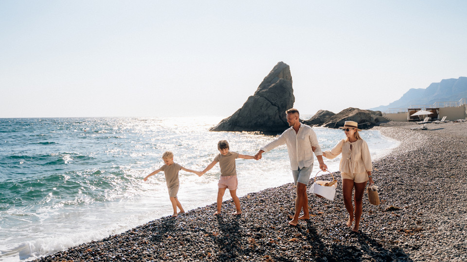 Приватность, море и безупречный сервис14