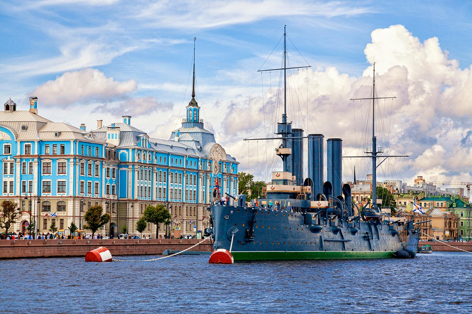 Крейсер Аврора в Санкт-Петербурге