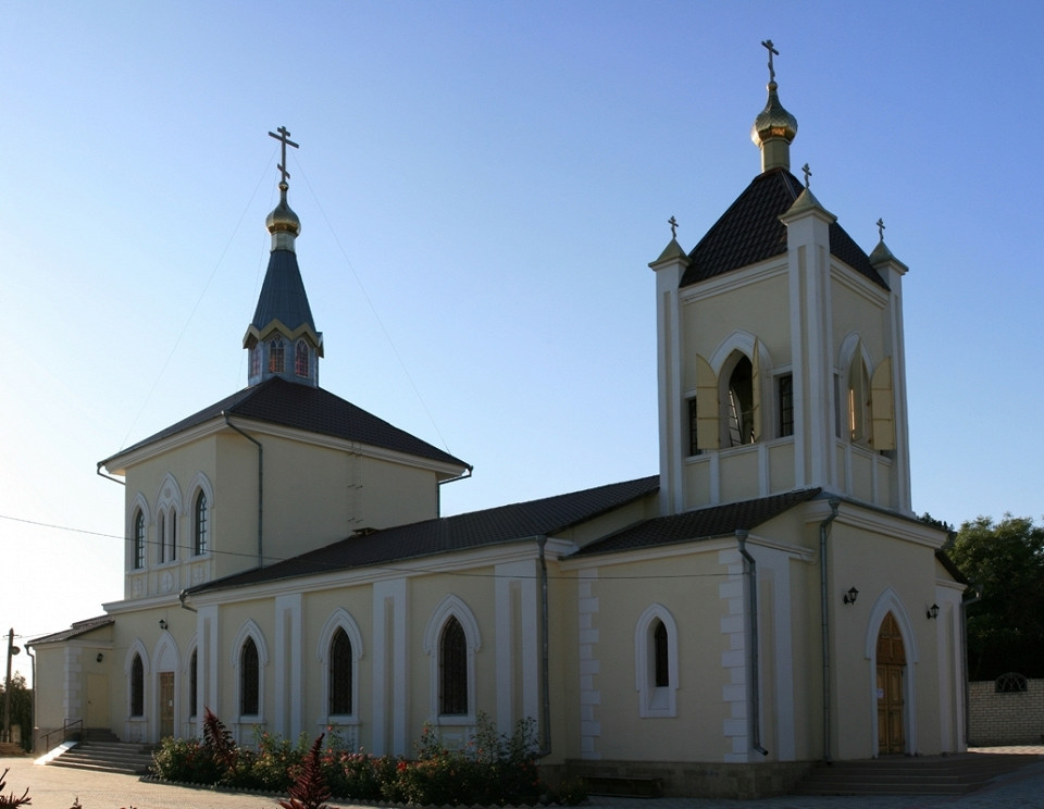 Церковь Всех Святых в Феодосии