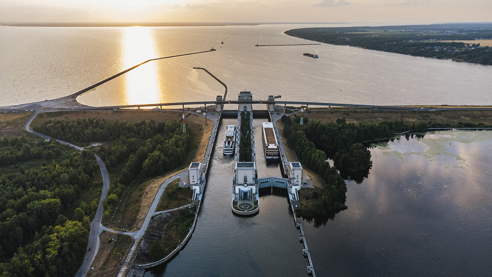 Укачивает, скучно одни пенсионеры16