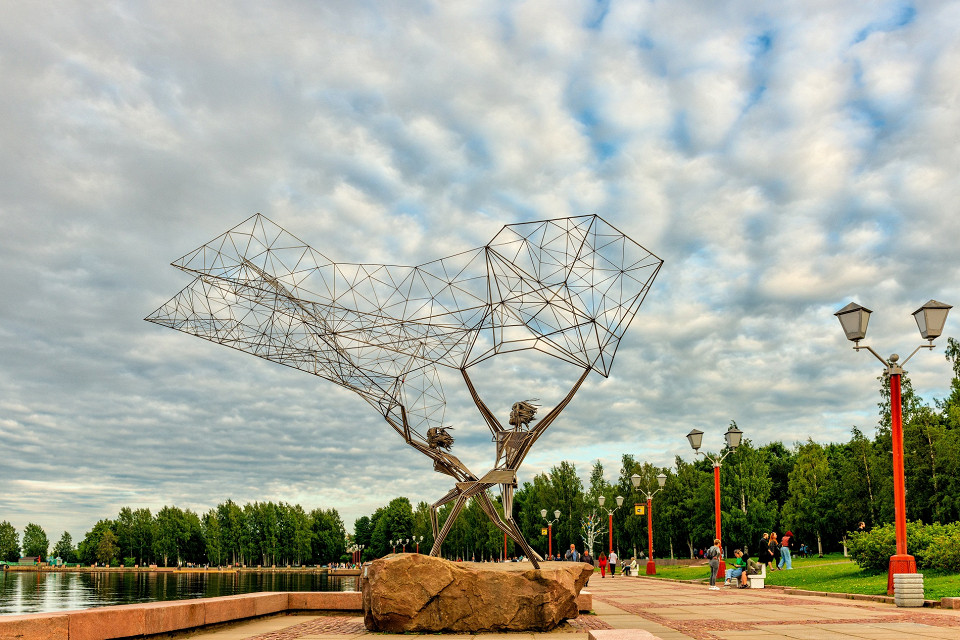 Скульптура Рыбаки, набережная Петрозаводска