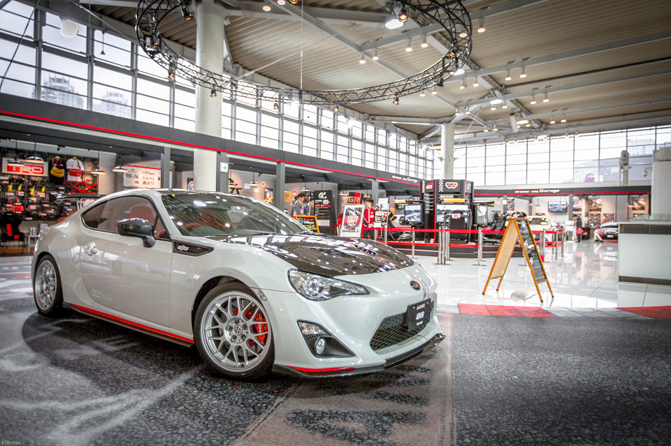 Выставочный центр Toyota Mega Web, один из залов