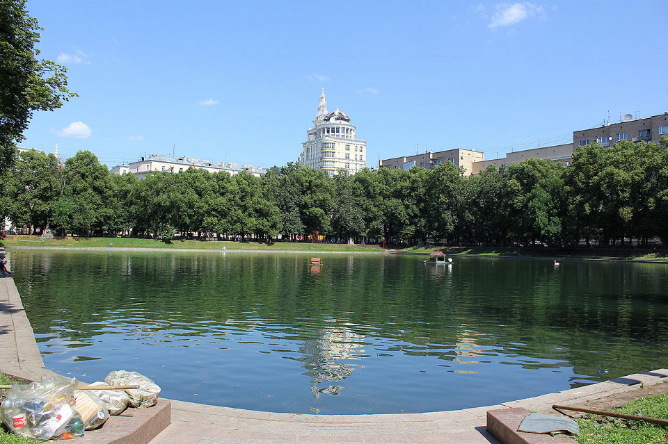 Вид на Патриаршьи пруды, Москва