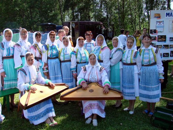 Горномарийский фольклорный ансамбль