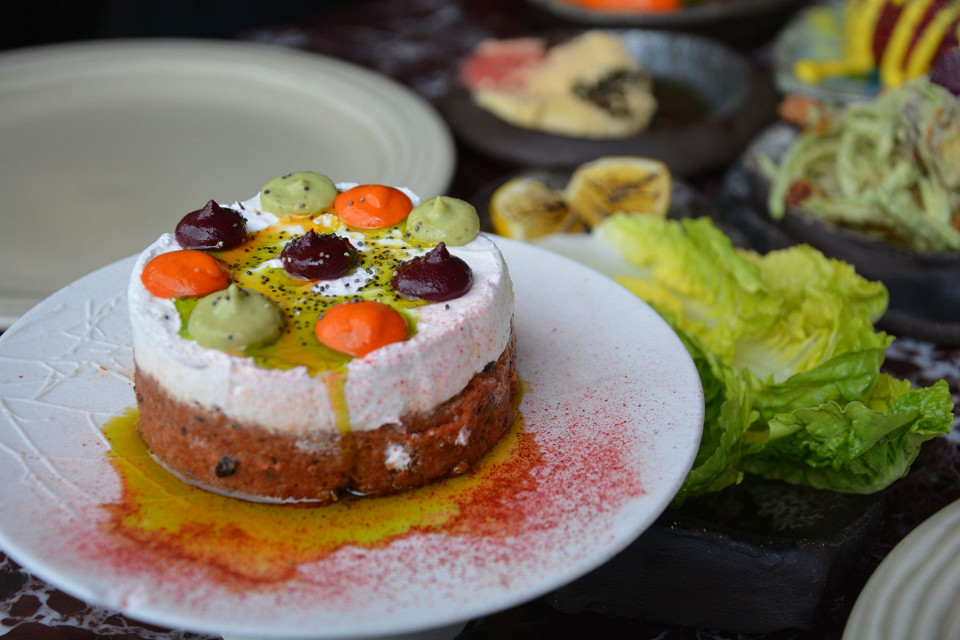 Турецкие закуски в ресторане Muutto в Стамбуле, еда 1