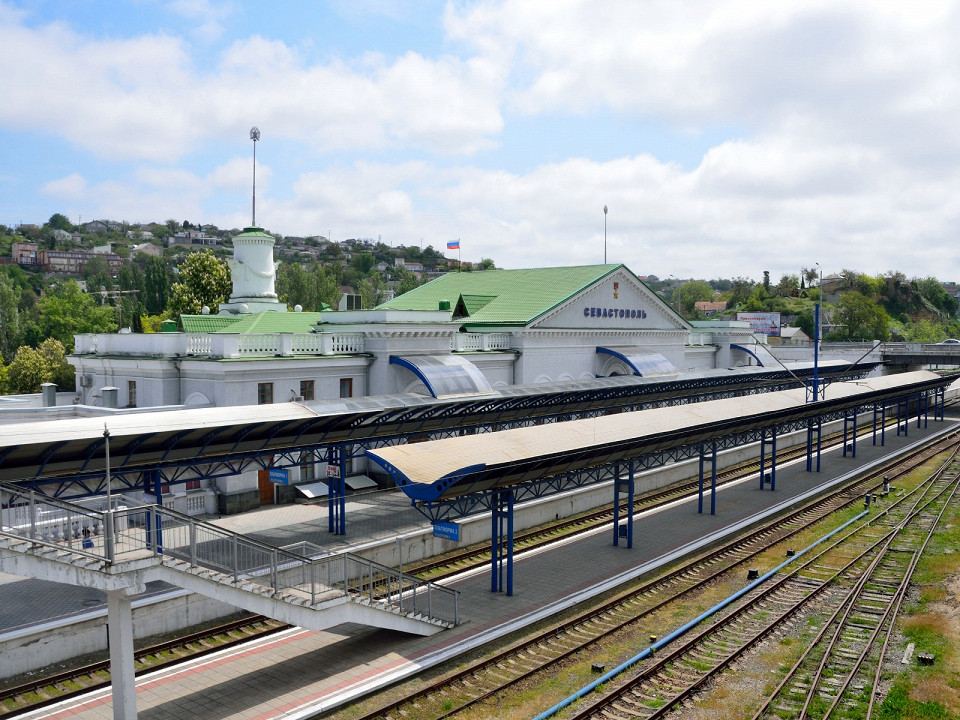 Поезд Москва — Севастополь 1