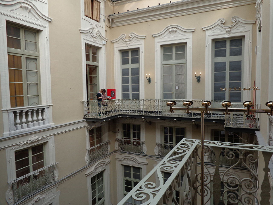 Палацци-дей-Ролли, Palazzo Carrega-Cataldi