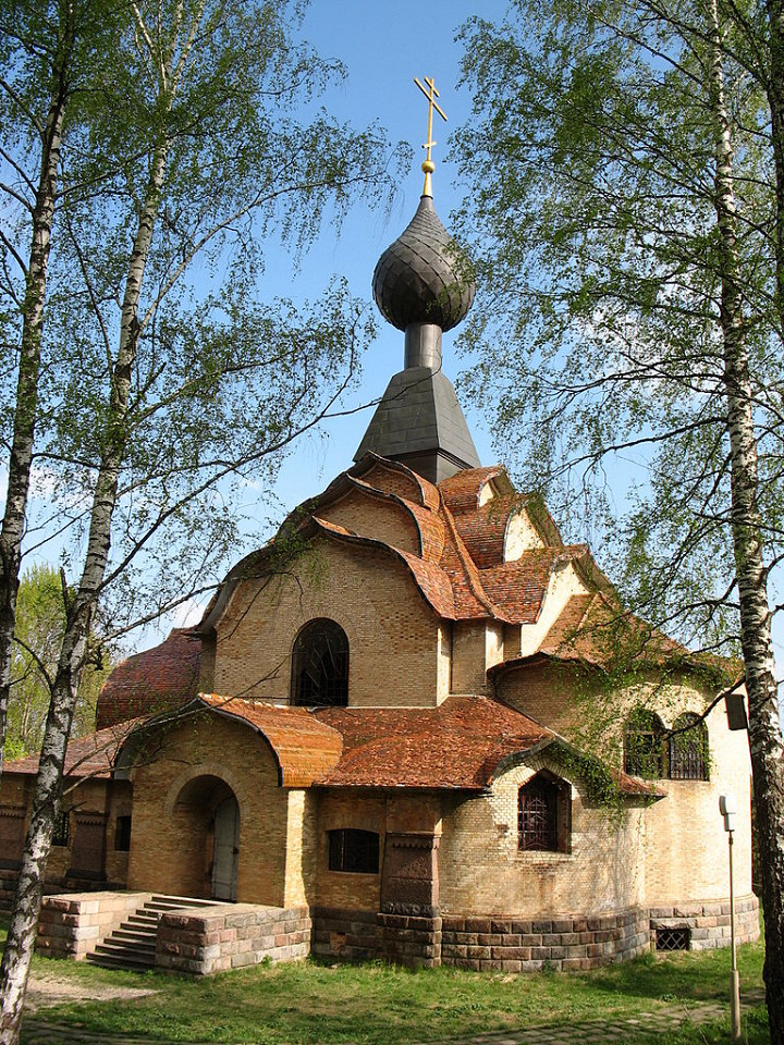 Талашкино, церковь Святого Духа