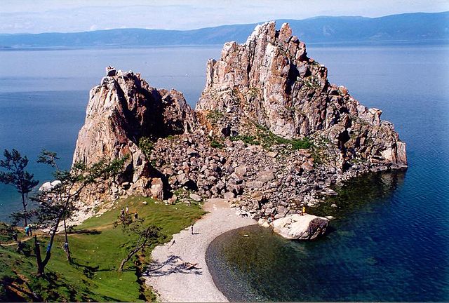 Шаманка на Байкале