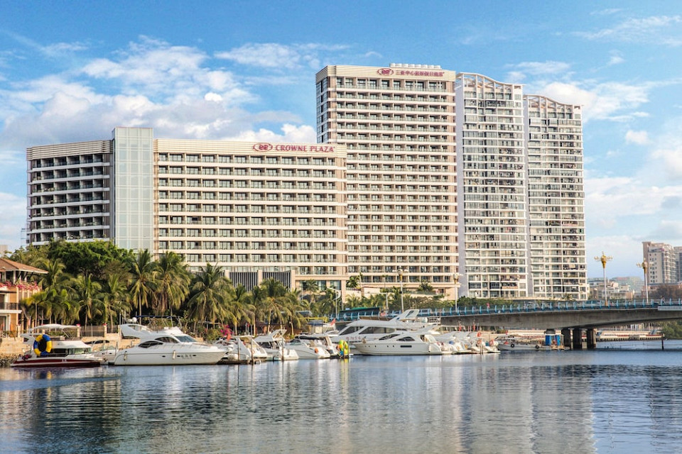 Crowne Plaza Sanya City Center
