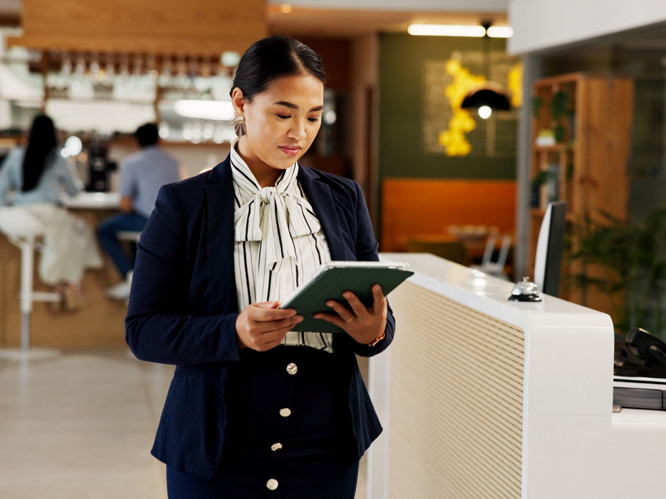 Администратор отеля чем занимается и сколько зарабатывает 2