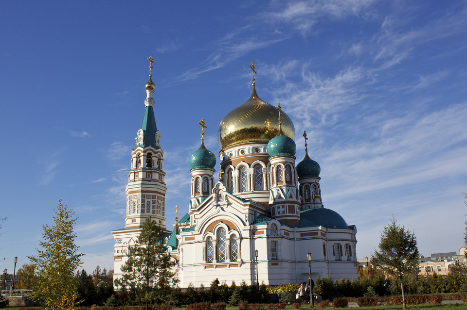 Вид на Свято-Успенский кафедральный собор, Омск