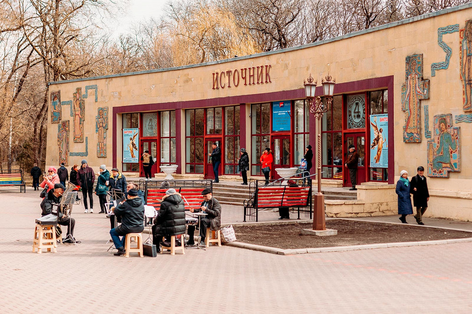 Источник минеральной воды в Ессентуках
