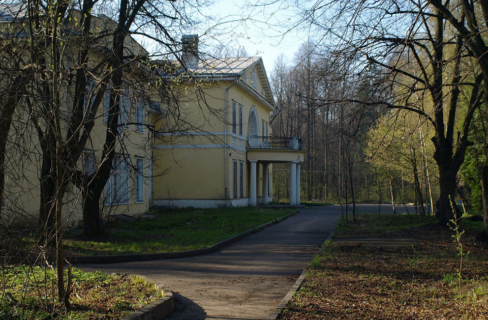 Усадьба Виноградово, дом Банзы
