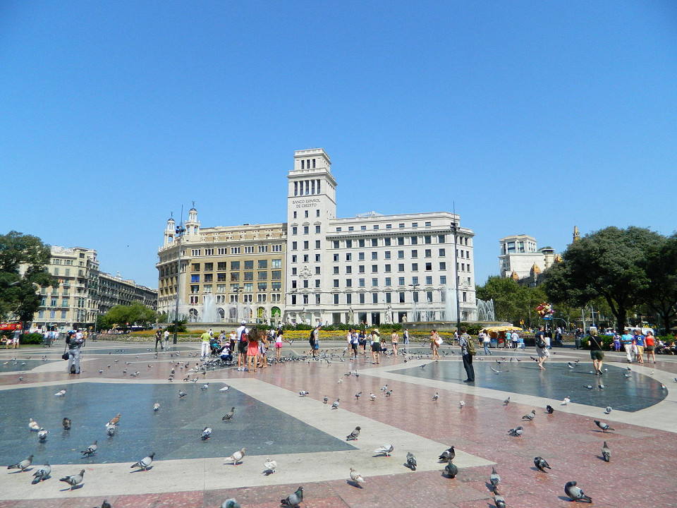 Площадь Каталонии, Барселона
