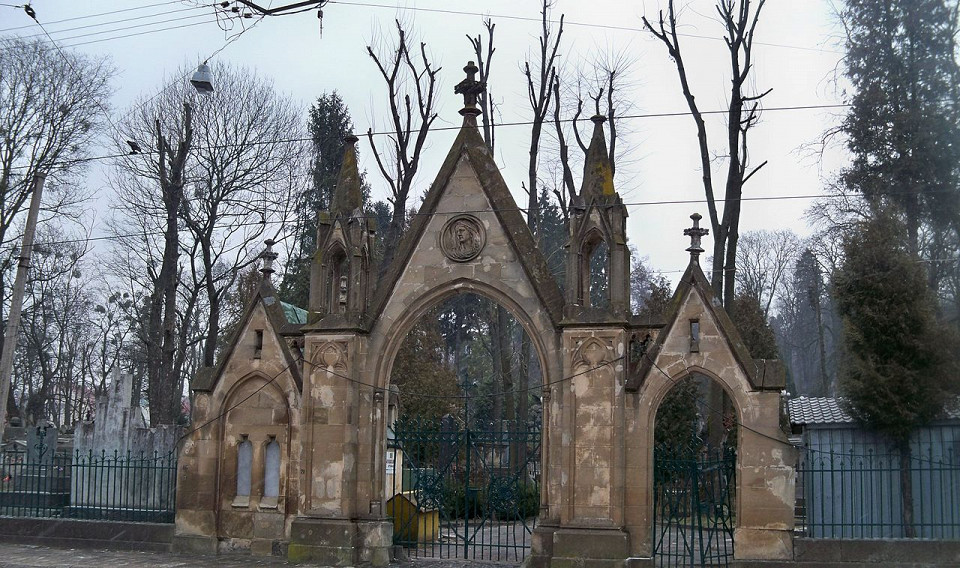 Лычаковское кладбище