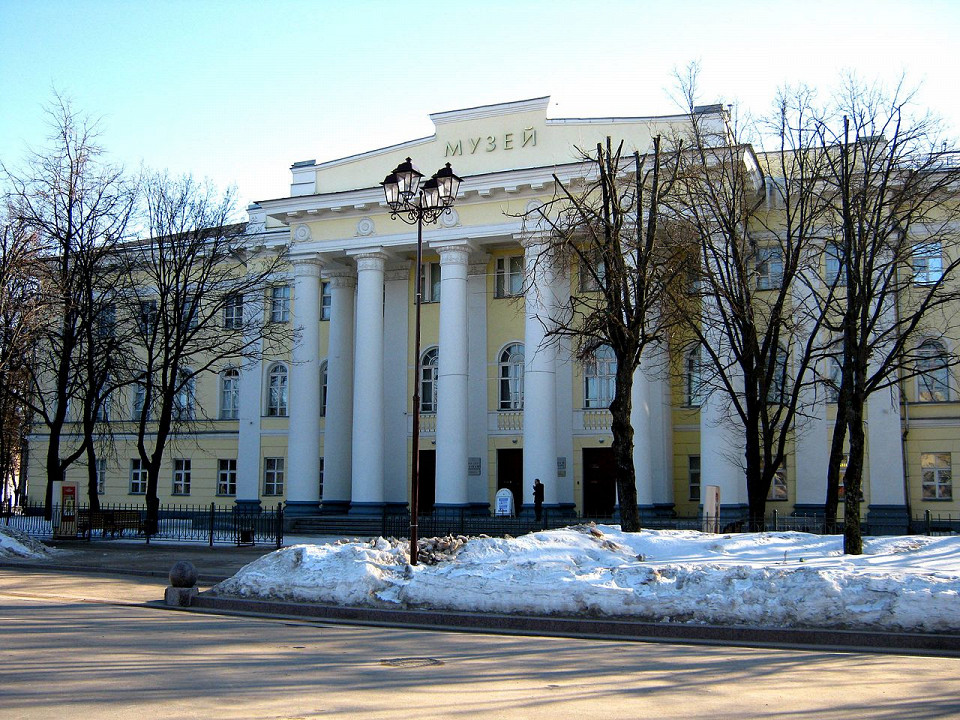 Музей изобразительных искусств в Великом Новгороде, фасад