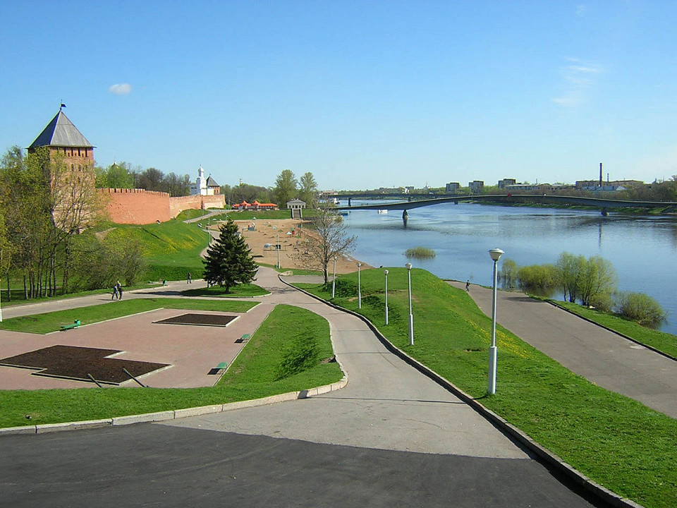 Кремлевский парк Великого Новгорода, вид с Екатерининской горки