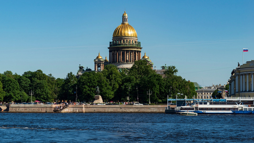 Вид с реки на Искаиевский собор, Санкт-Петербург