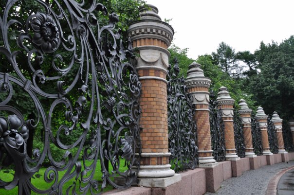 Решетка Михайловского сада у Спаса-на-крови, Санкт-Петербург
