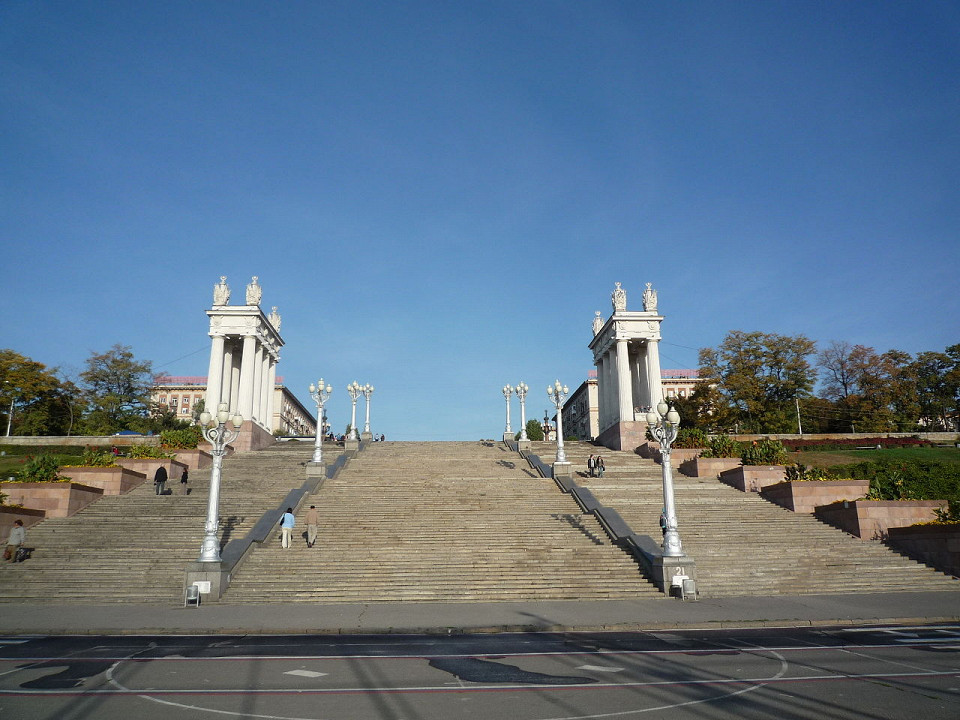 Центральная лестница Волгоградской центральной набережной