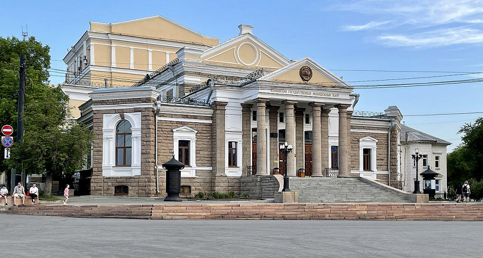 Челябинский молодежный театр