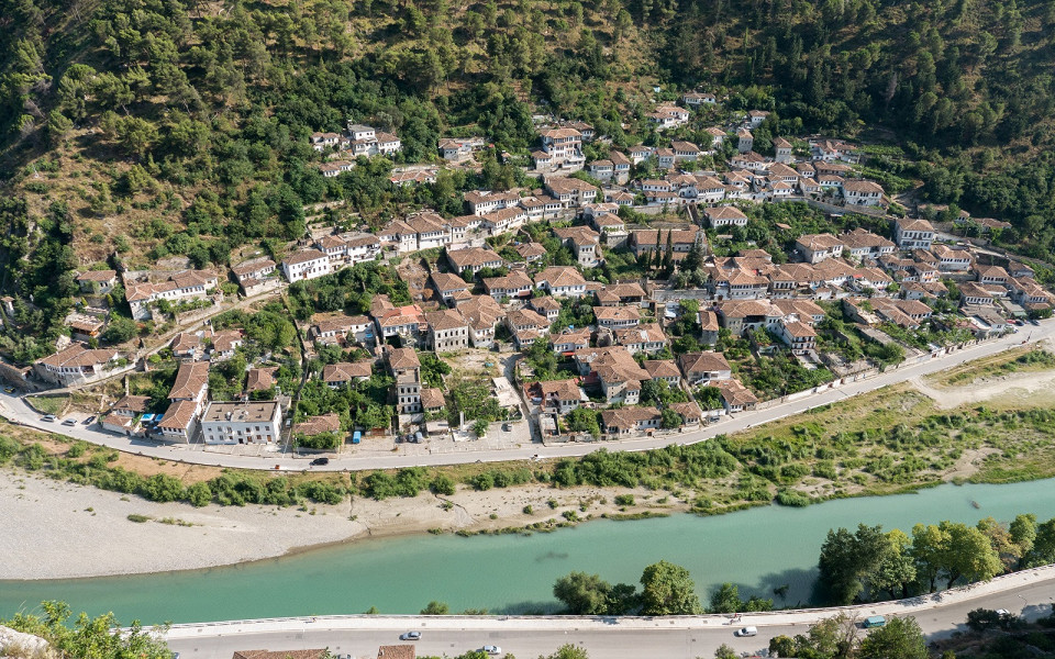 Тысяча окон Берата, Албания