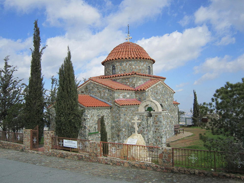 Монастырь Ставровуни, храм