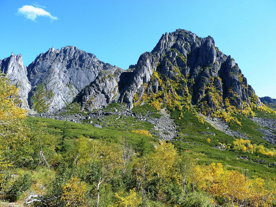 Буреинский заповедник, скала Парус
