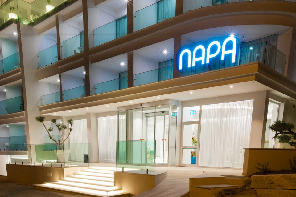 Hotel Napa Suites