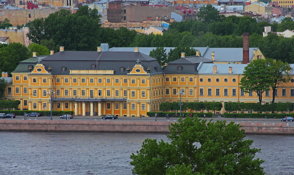 Дворец Меньшикова, Питер