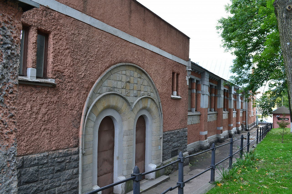 Выборгский рынок, южный фасад