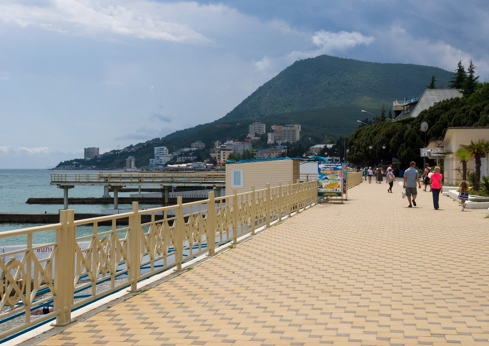Профессорский уголок, Алушта