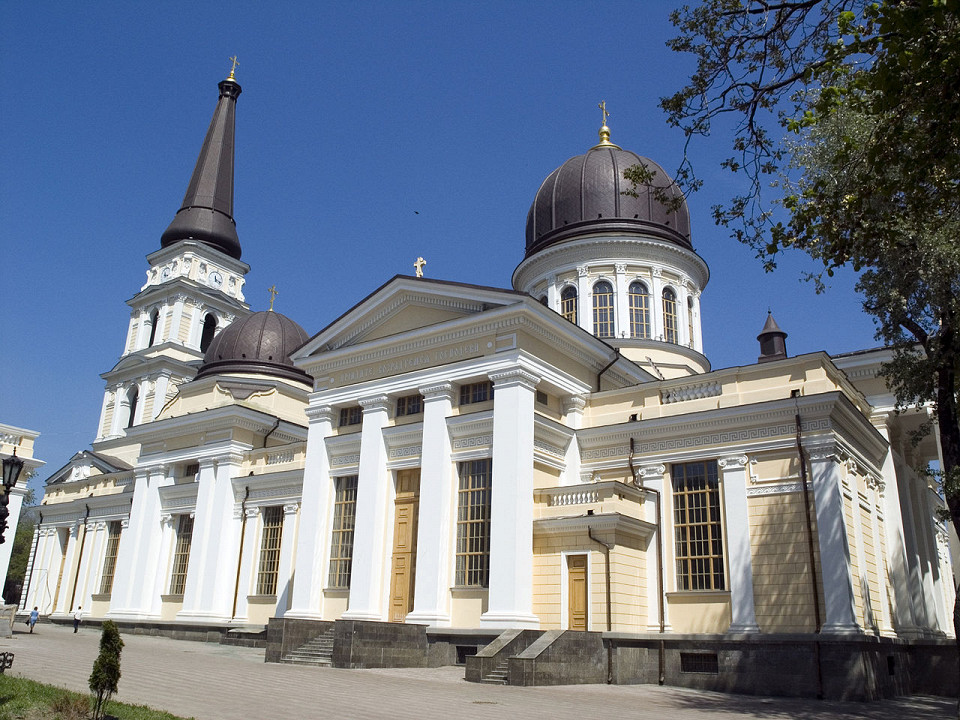 Соборная площадь Одессы, Свято-Преображенский кафедральный собор