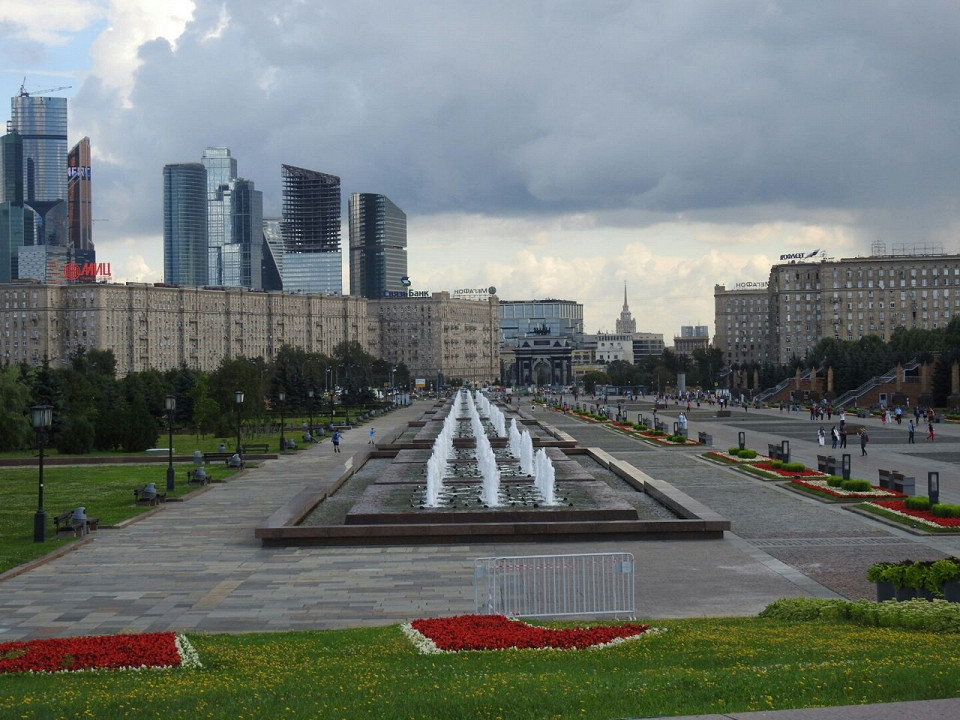 Парк Победы на Поклонной горе, водная терраса