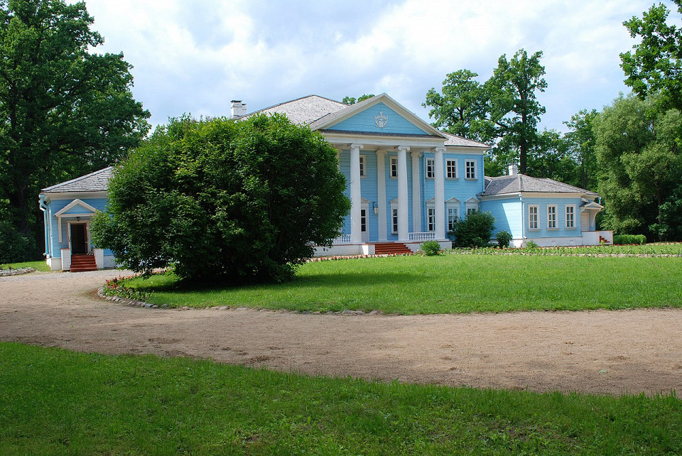 Новоспасское, Дом-музей Глинки, Смоленск
