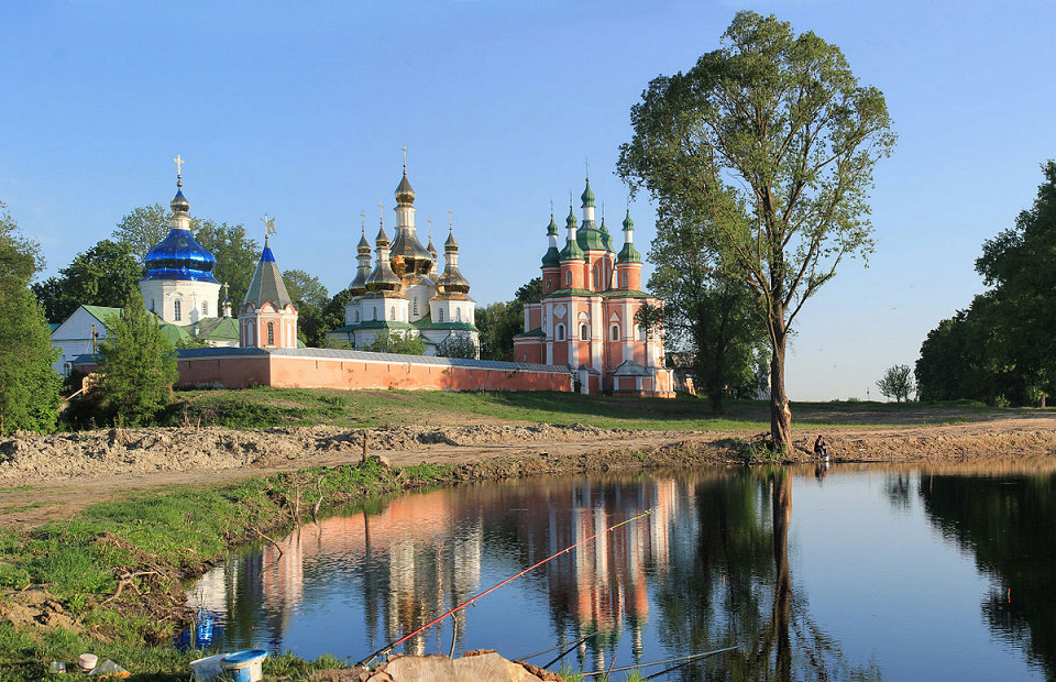 Густынский монастырь