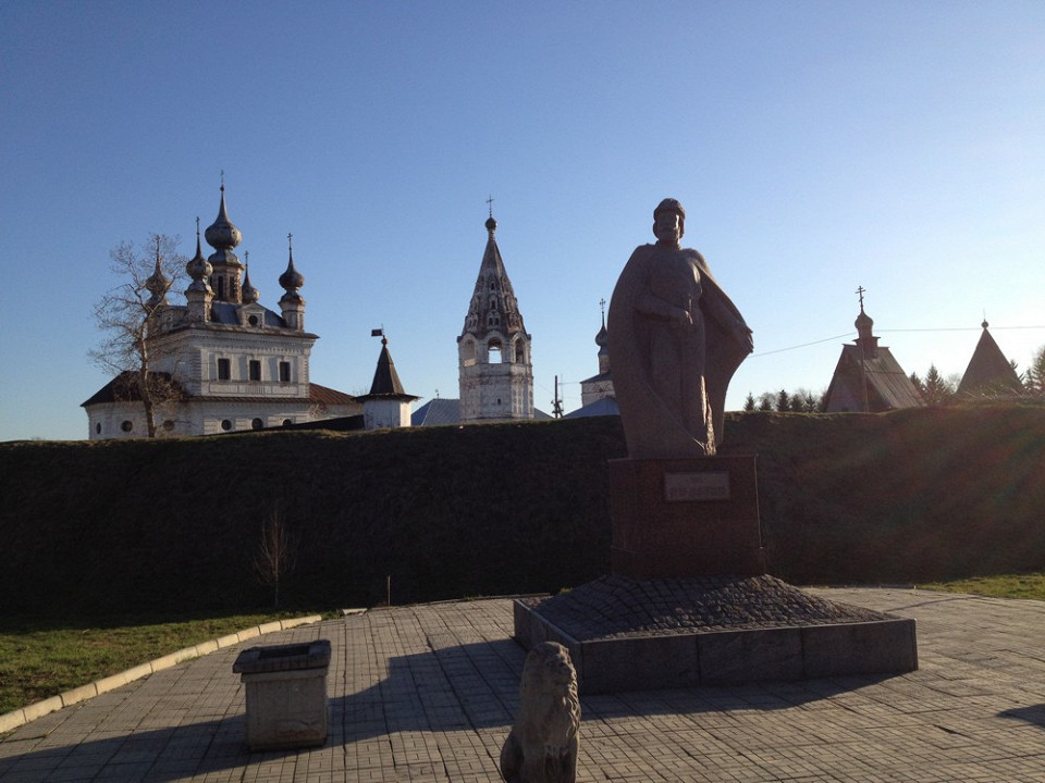 Памятник Юрию Долгорукому в Юрьеве-Польском