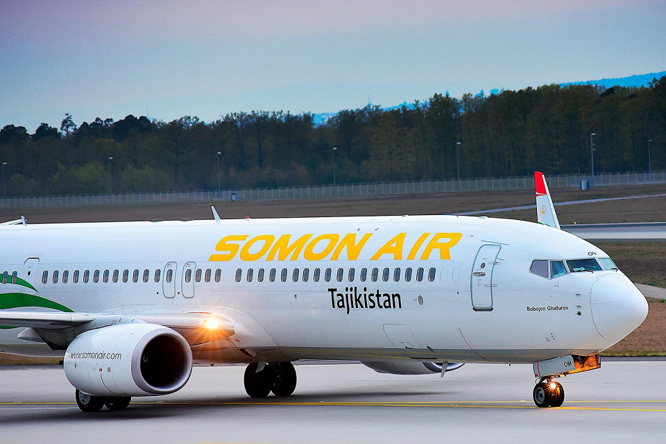 Боинг таджикских авиалиний Somon Air
