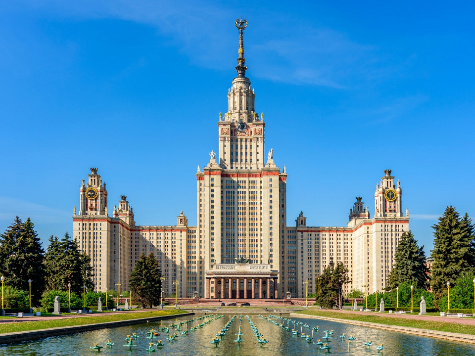 Семь сталинских высоток в Москве 1