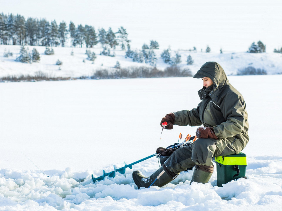 Какой костюм выбрать для зимней рыбалки Заглавная