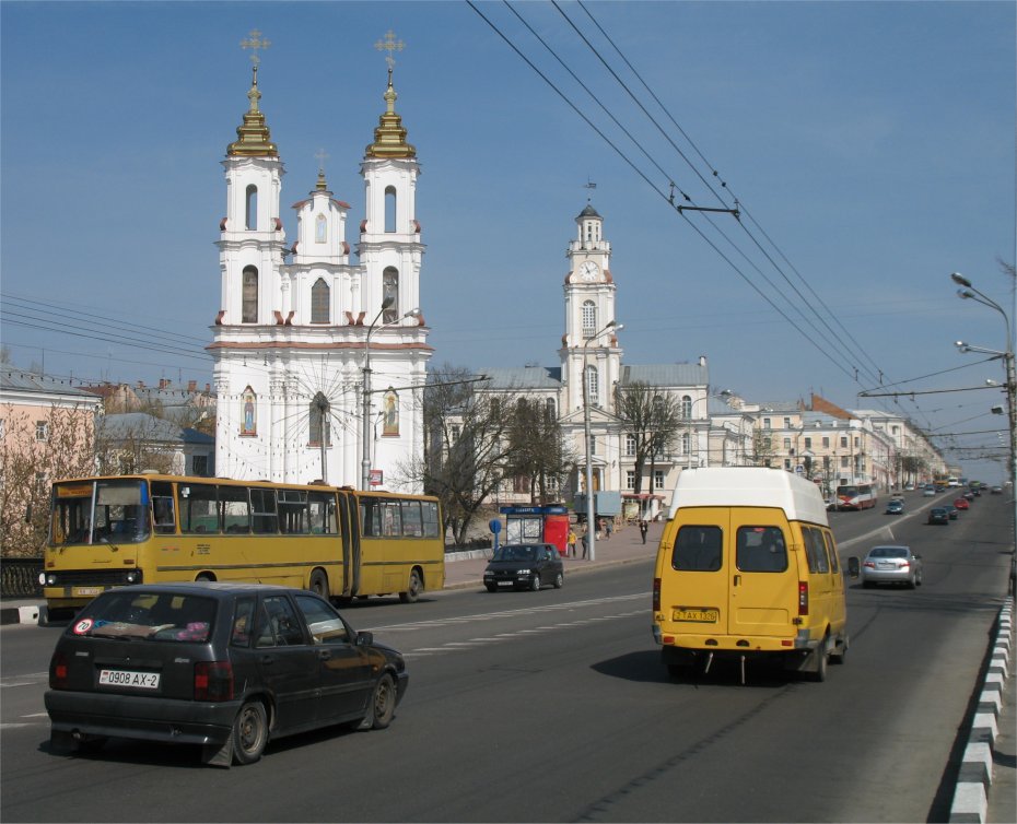 Вид на улицу Лениена и Старый город Витебска
