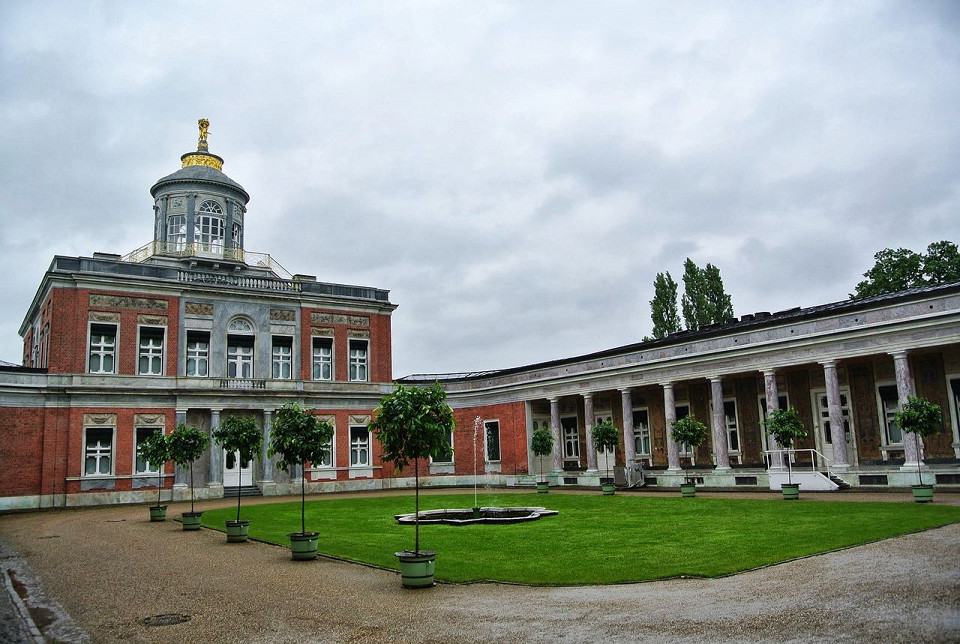 Мраморный дворец, двор